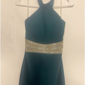 Speechless size 3 mini dress Emerald color new with tags